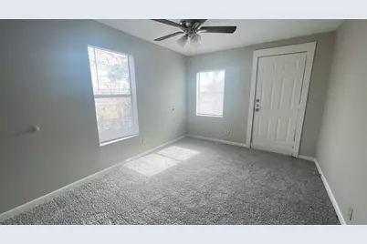 918 3rd Avenue S, Texas City, TX 77590 - Photo 6