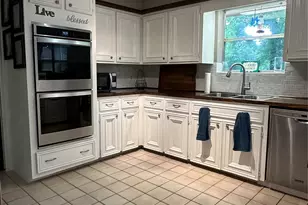 97 Panorama Dr, Panorama Village, TX 77304 - Photo 2