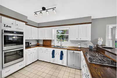97 Panorama Drive, Panorama Village, TX 77304 - Photo 10