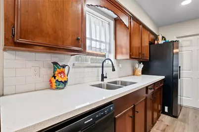 2205 Buchanan Drive, Baytown, TX 77520 - Photo 14