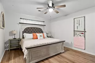 2205 Buchanan Dr, Baytown, TX 77520 - Photo 18