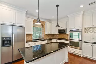 23 Vista Mill Pl, The Woodlands, TX 77382 - Photo 10