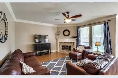 4702 Torrington Court, Sugar Land, TX 77479 - Photo 10