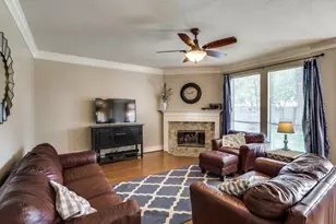 4702 Torrington Ct, Sugar Land, TX 77479 - Photo 10