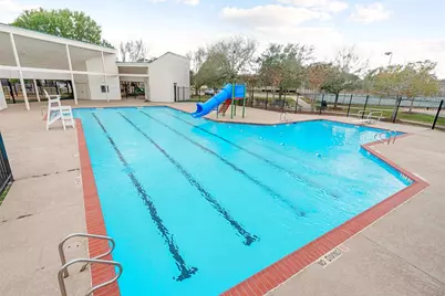 16915 Lighthouse View Drive, Friendswood, TX 77546 - Photo 32