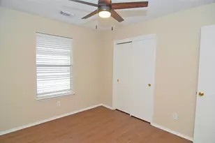 16915 Lighthouse View Dr, Friendswood, TX 77546 - Photo 28