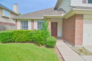 16915 Lighthouse View Dr, Friendswood, TX 77546 - Photo 2