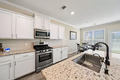 6548 Dream Catcher Lane, Dickinson, TX 77539 - Photo 10