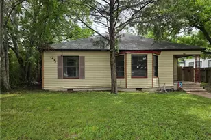206 Gibbs St, Navasota, TX 77868 - Photo 2