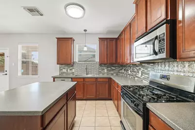 7408 Newport Lane, Pearland, TX 77584 - Photo 8
