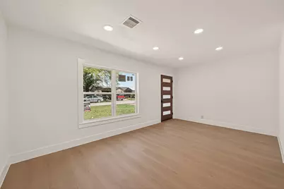 3209 McCrarey Drive, Houston, TX 77088 - Photo 10