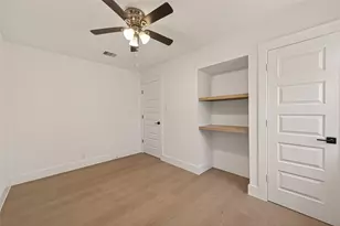 3209 McCrarey Dr, Houston, TX 77088 - Photo 22