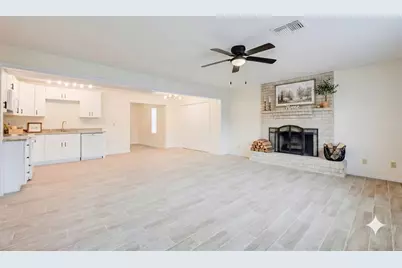 630 Martin L King Street N, Liberty, TX 77575 - Photo 8