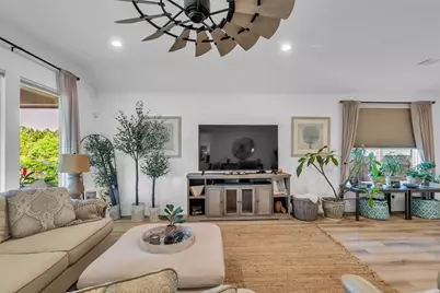 307 Springfield Terrace, Conroe, TX 77304 - Photo 6