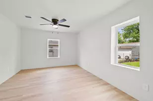 4607 Englewood St, Houston, TX 77026 - Photo 14
