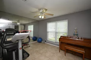 13102 Richmond Ave, Houston, TX 77082 - Photo 14
