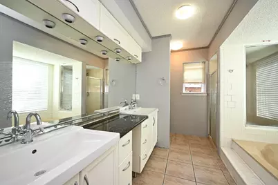 13102 Richmond Avenue, Houston, TX 77082 - Photo 18