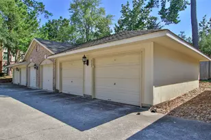 6607 Lake Woodlands Dr, The Woodlands, TX 77382 - Photo 24