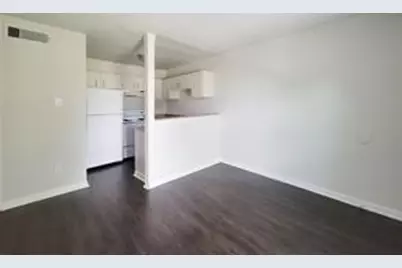 101 Brookside Lane #7, Sealy, TX 77474 - Photo 6