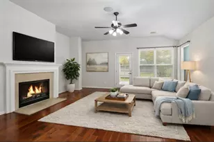16918 Cherokee Lake Ln, Houston, TX 77044 - Photo 4