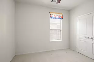 16918 Cherokee Lake Ln, Houston, TX 77044 - Photo 22