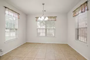 16918 Cherokee Lake Ln, Houston, TX 77044 - Photo 10