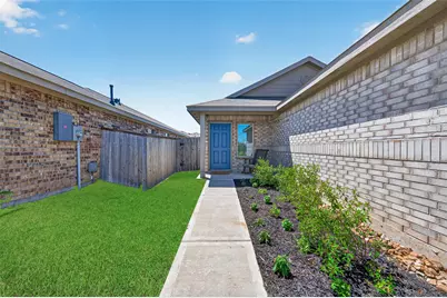 7311 Greenbriar Canyon Lane, Katy, TX 77493 - Photo 4