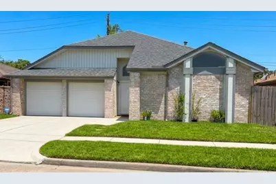 7810 Poitiers Drive, Houston, TX 77071 - Photo 1