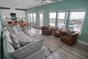 812 S Crystal Beach Rd, Crystal Beach, TX 77650 - Photo 16