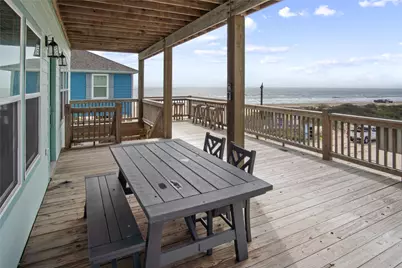 812 S Crystal Beach Road, Crystal Beach, TX 77650 - Photo 2