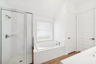 6919 Nichols Lndg, Needville, TX 77461 - Photo 14