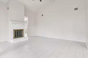 14067 Towneway Dr, Sugar Land, TX 77498 - Photo 8