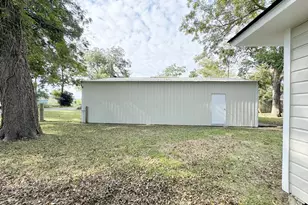 703 N Elm St, Sweeny, TX 77480 - Photo 22