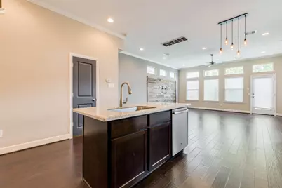 5807 Larkin Street, Houston, TX 77007 - Photo 4
