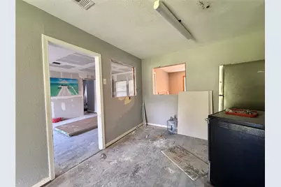 711 W 7th Street, Freeport, TX 77541 - Photo 10