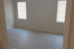 1417 W Talmadge St, Alvin, TX 77511 - Photo 12