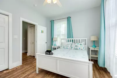 1516 37th Street, Galveston, TX 77550 - Photo 14