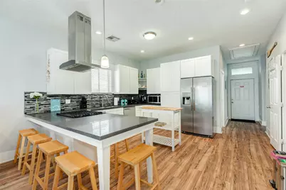 1516 37th Street, Galveston, TX 77550 - Photo 8