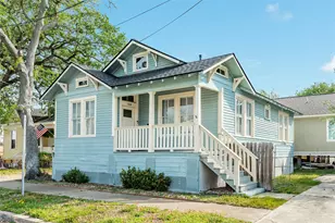 1516 37th St, Galveston, TX 77550 - Photo 2