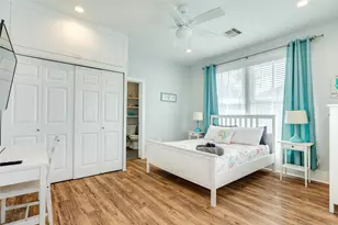 1516 37th St, Galveston, TX 77550 - Photo 8