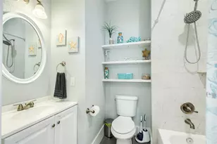 1516 37th St, Galveston, TX 77550 - Photo 18