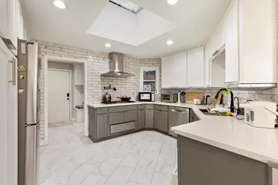 201 Vanderpool Lane #130, Houston, TX 77024 - Photo 6