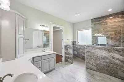 14115 Aspen Woods Court, Conroe, TX 77384 - Photo 2