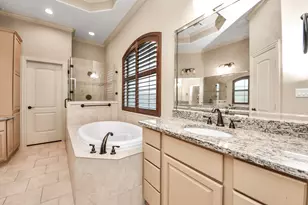 4827 Magnolia Bend Dr, Rosharon, TX 77583 - Photo 16