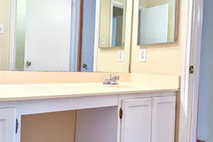 459 Village Creek Dr, Houston, TX 77598 - Photo 18