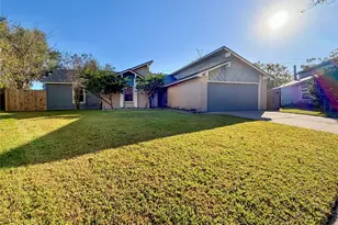 459 Village Creek Dr, Houston, TX 77598 - Photo 4