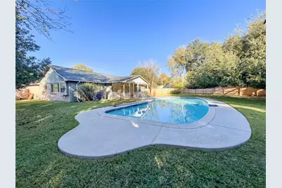 459 Village Creek Drive, Houston, TX 77598 - Photo 30