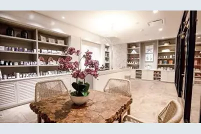 9787 Katy Freeway #1611, Houston, TX 77024 - Photo 16