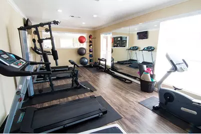 424 S Bender Avenue #401, Humble, TX 77338 - Photo 8