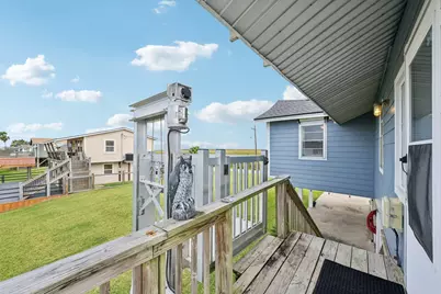 1221 Bay Street, Crystal Beach, TX 77650 - Photo 42